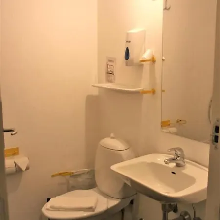 度假居 埃伯尔措夫特公园酒店 *